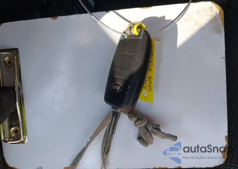 2018 Kia Forte Lx z USA, uszkodzony, nr VIN 3KPFK4A70JE239094